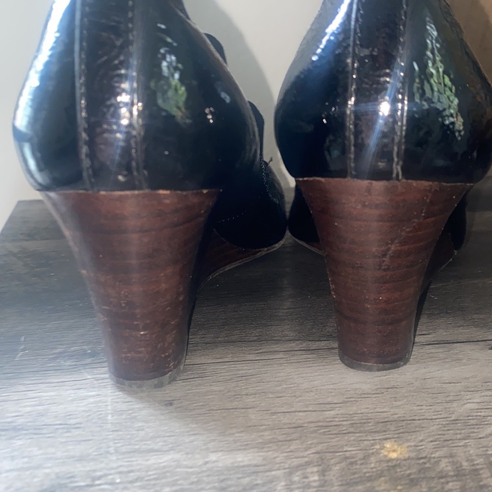 COPY - Tory Burch Caroline Black Patent Leather Wood Wedge 9.5-10 - Picture 5 of 13